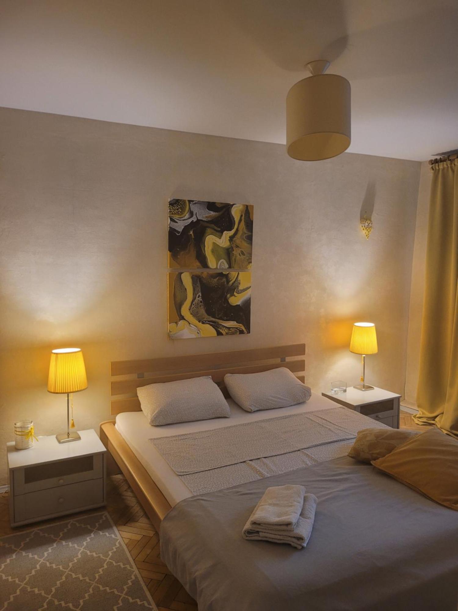 Sunflower Apartment Near Kiev Airport & Railway Station & Center City! Экстерьер фото