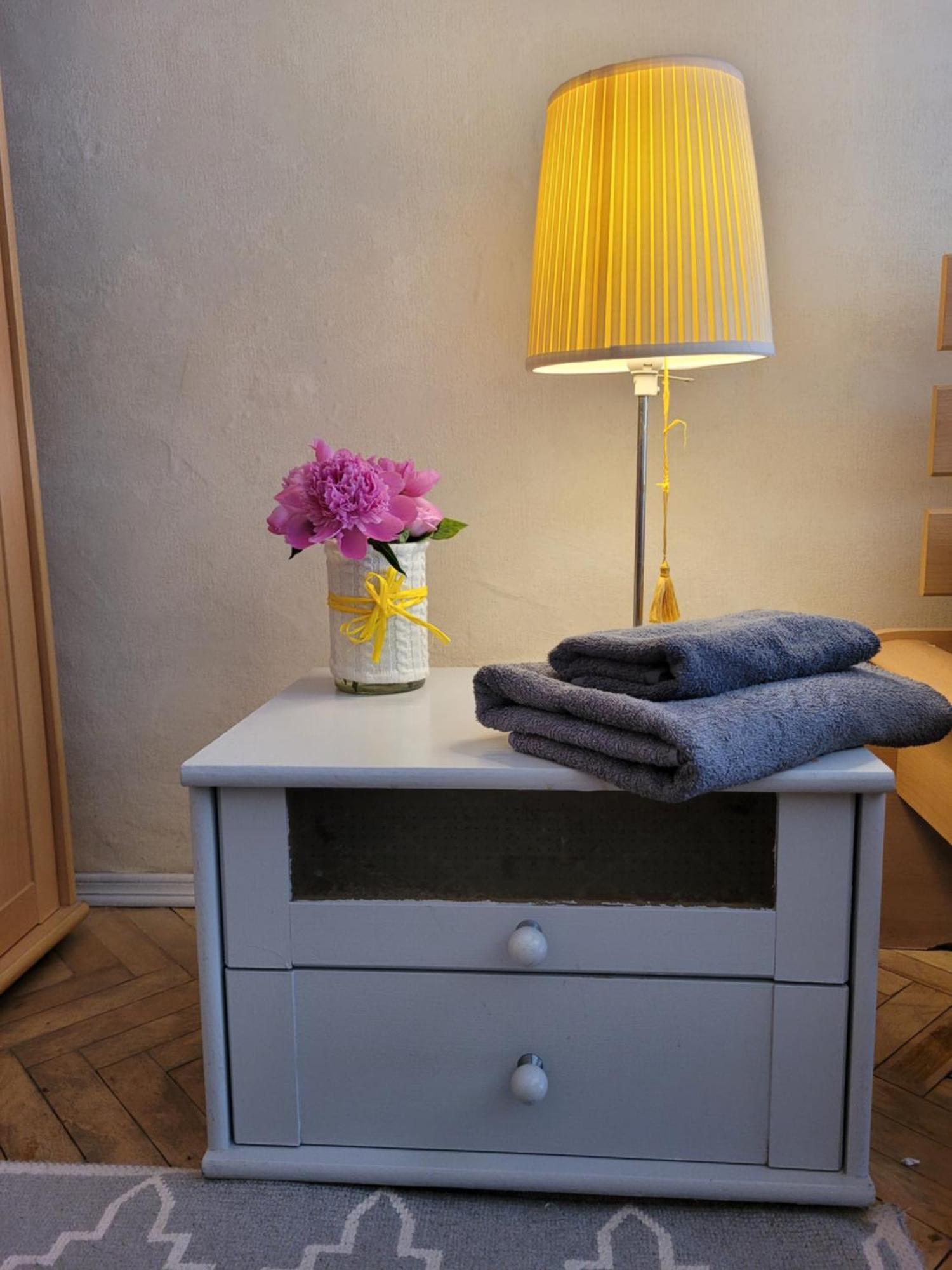 Sunflower Apartment Near Kiev Airport & Railway Station & Center City! Экстерьер фото